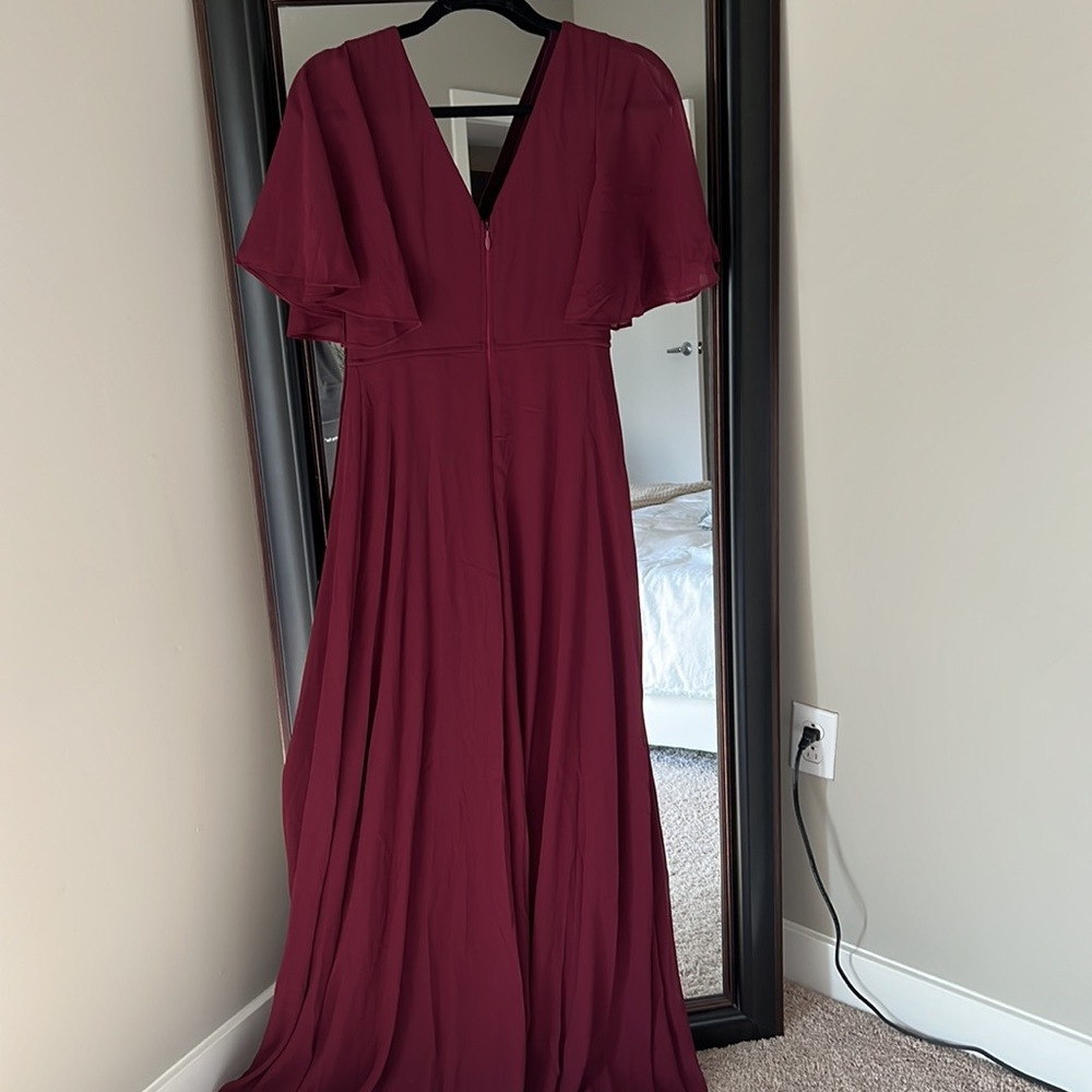 Burgundy maxi dress from fashionnova size small - Picture 4 of 7